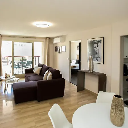 2 Terraced Centre Apartment Cannes