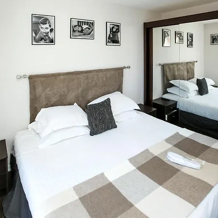 2 Terraced Centre Apartment *