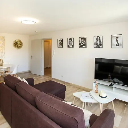 2 Terraced Centre * Cannes