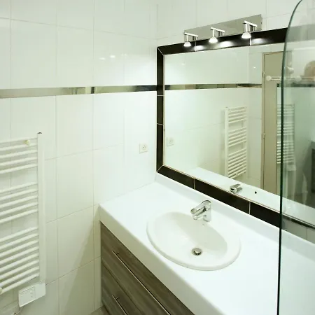 2 Terraced Centre * Cannes