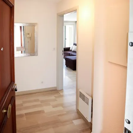 2 Terraced Centre Apartment Cannes